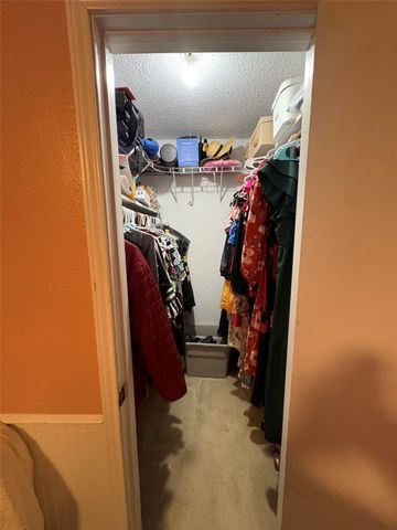 2925 Ridgewood Drive, Hurst, TX 76054