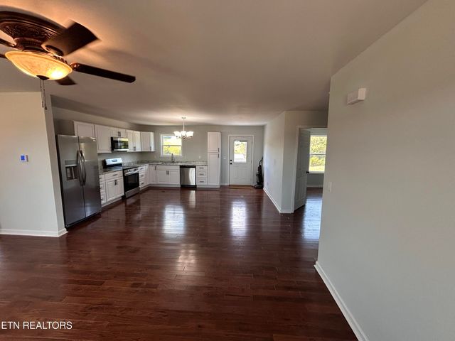 1174 Howell River Rd, Rutledge, TN 37861