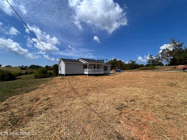 1174 Howell River Rd, Rutledge, TN 37861