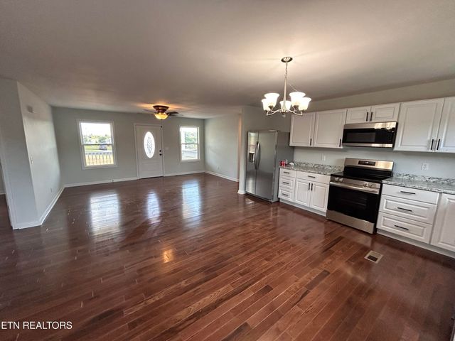 1174 Howell River Rd, Rutledge, TN 37861