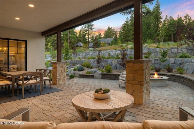 20555 Latour Way, Reno, NV 89511