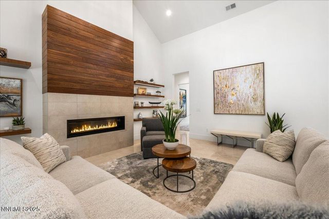 20555 Latour Way, Reno, NV 89511