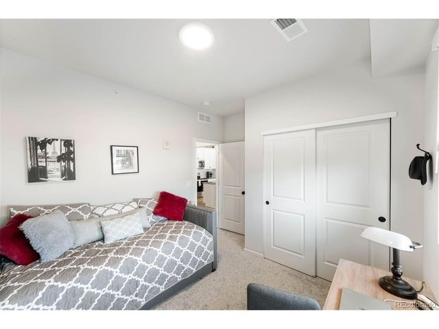 2078 Autumn Moon Dr 3, Windsor, CO 80550