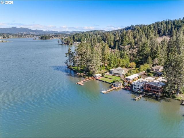 1381 Ne EAST DEVILS LAKE Rd, Otis, OR 97368