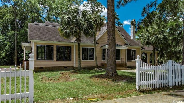 1311 9th Ave., Conway, SC 29526