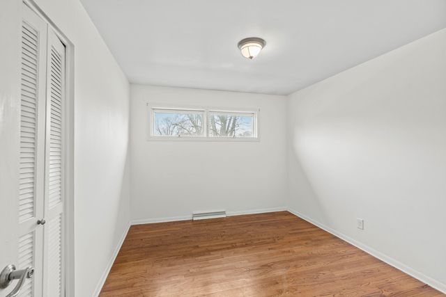 647 N Oakwood Street, Griffith, IN 46319