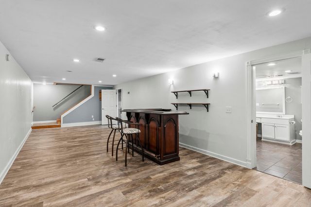 647 N Oakwood Street, Griffith, IN 46319