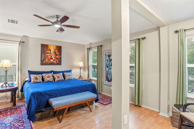 334 Haupt DR, Kyle, TX 78640