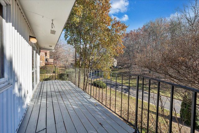 3319 Stonehenge Square, Roanoke, VA 24018