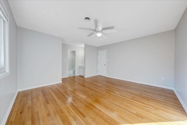 3319 Stonehenge Square, Roanoke, VA 24018