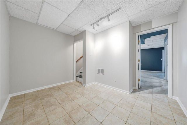 3319 Stonehenge Square, Roanoke, VA 24018