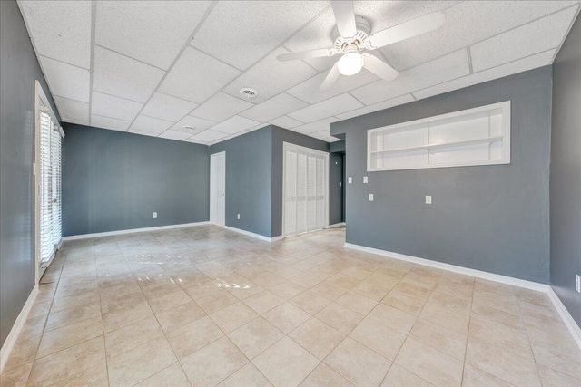 3319 Stonehenge Square, Roanoke, VA 24018