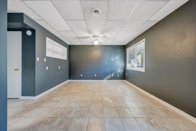 3319 Stonehenge Square, Roanoke, VA 24018