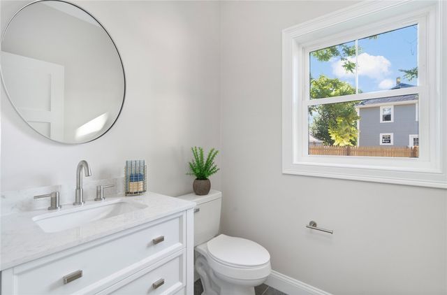 218 Second Street, East Providence, RI 02914