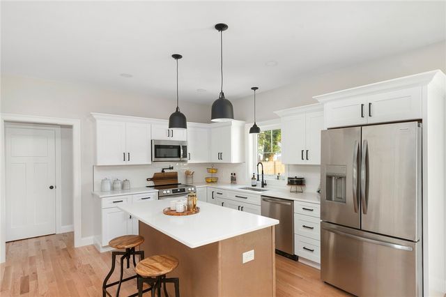 218 Second Street, East Providence, RI 02914