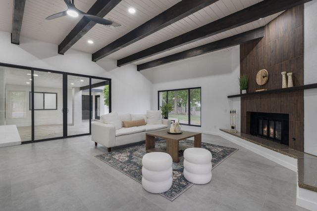 9715 Pebble Beach Drive NE, Albuquerque, NM 87111