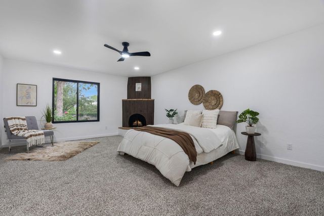 9715 Pebble Beach Drive NE, Albuquerque, NM 87111