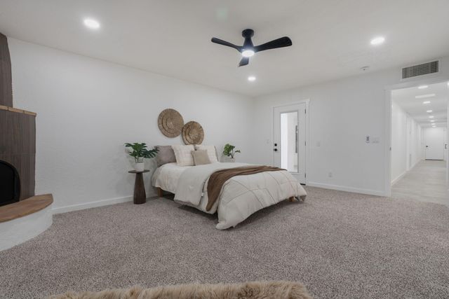 9715 Pebble Beach Drive NE, Albuquerque, NM 87111