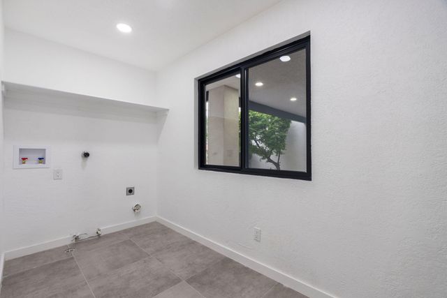 9715 Pebble Beach Drive NE, Albuquerque, NM 87111