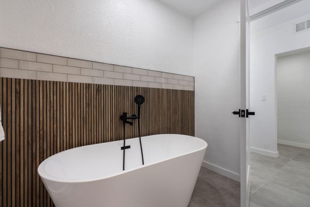 9715 Pebble Beach Drive NE, Albuquerque, NM 87111
