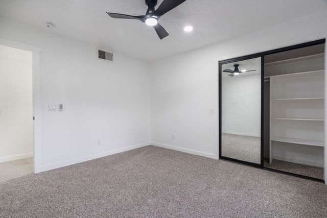 9715 Pebble Beach Drive NE, Albuquerque, NM 87111