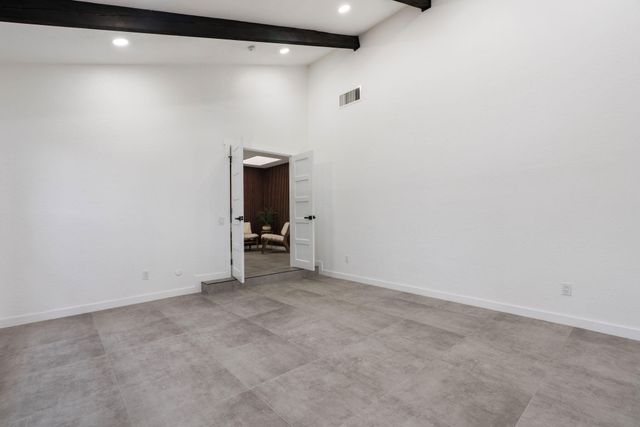 9715 Pebble Beach Drive NE, Albuquerque, NM 87111