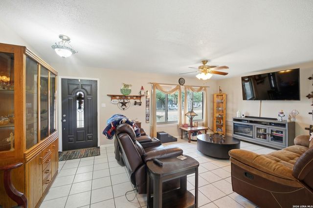 15047 Mesquite, Lytle, TX 78052