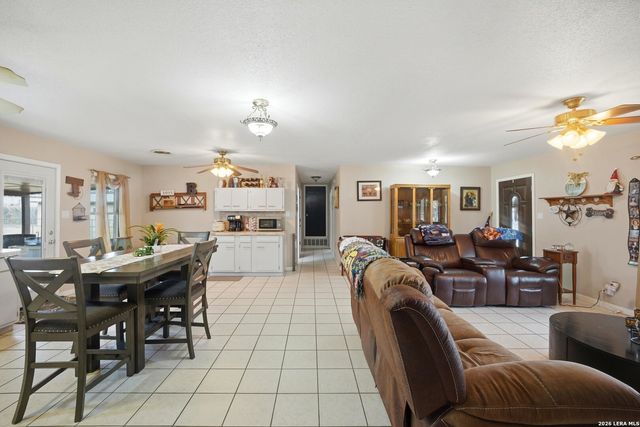 15047 Mesquite, Lytle, TX 78052