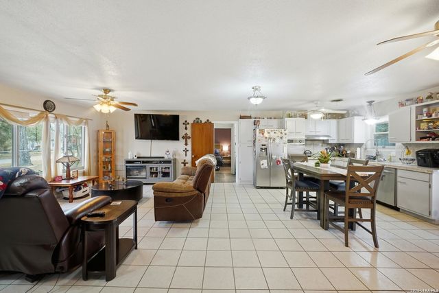 15047 Mesquite, Lytle, TX 78052