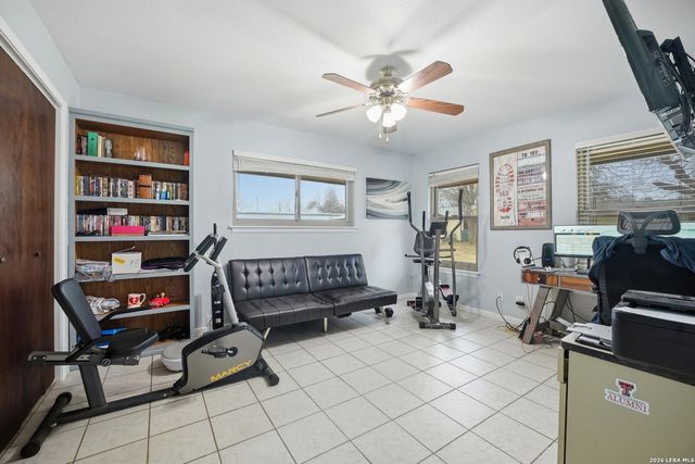 15047 Mesquite, Lytle, TX 78052