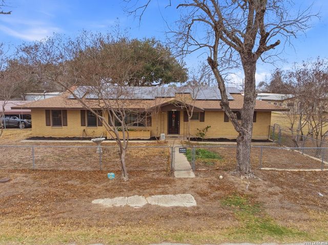 15047 Mesquite, Lytle, TX 78052