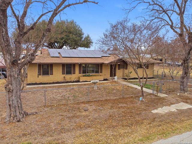 15047 Mesquite, Lytle, TX 78052