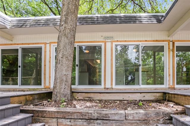 2903 Edgewater DR A, Austin, TX 78733