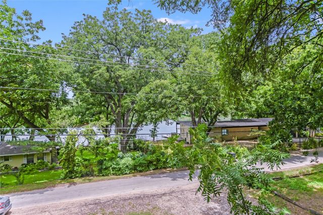 2903 Edgewater DR A, Austin, TX 78733