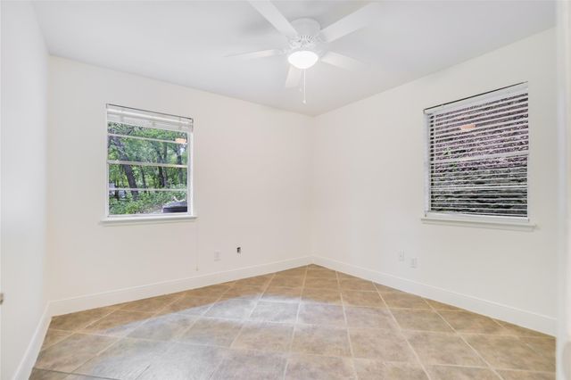 2903 Edgewater DR A, Austin, TX 78733