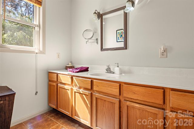 405 Glen Echo Circle, Saluda, NC 28773