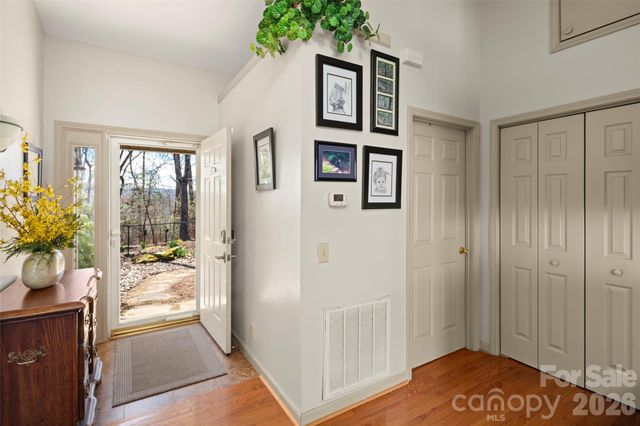405 Glen Echo Circle, Saluda, NC 28773