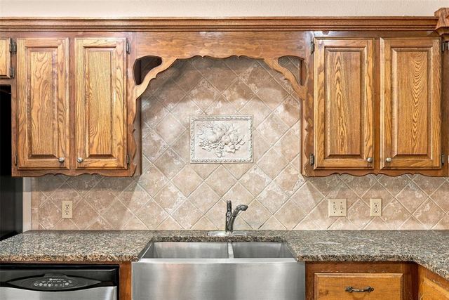 14825 1st Street, Choctaw, OK 73020