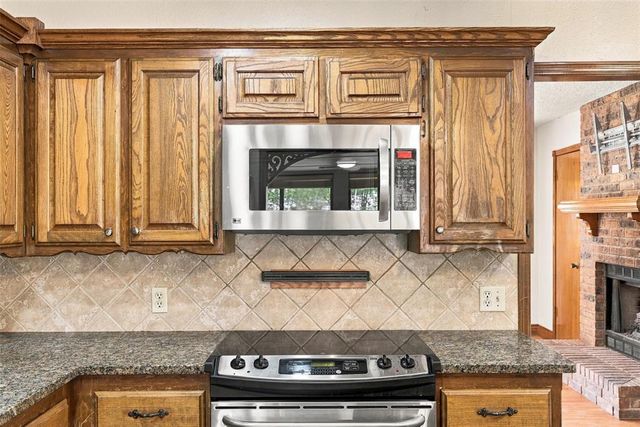 14825 1st Street, Choctaw, OK 73020