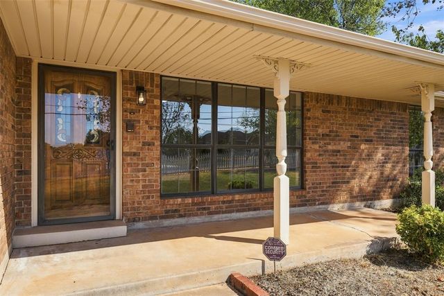 14825 1st Street, Choctaw, OK 73020