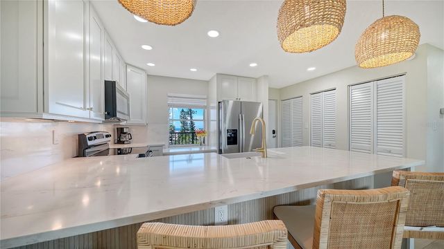 4540 GULF OF MEXICO DRIVE PH2, Longboat Key, FL 34228