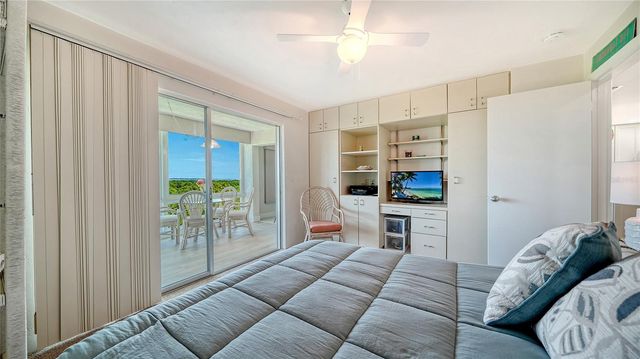 4540 GULF OF MEXICO DRIVE PH2, Longboat Key, FL 34228