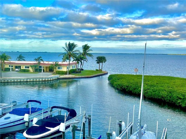 4540 GULF OF MEXICO DRIVE PH2, Longboat Key, FL 34228