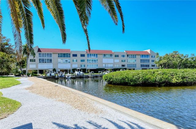 4540 GULF OF MEXICO DRIVE PH2, Longboat Key, FL 34228