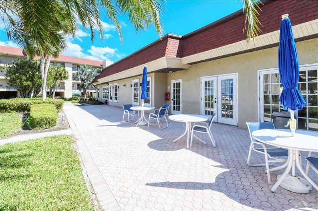 4540 GULF OF MEXICO DRIVE PH2, Longboat Key, FL 34228