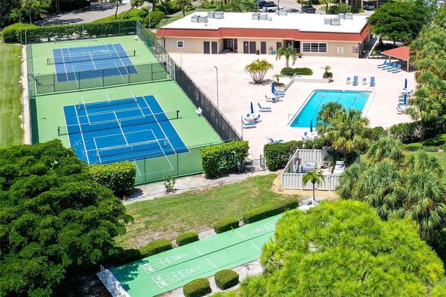 4540 GULF OF MEXICO DRIVE PH2, Longboat Key, FL 34228
