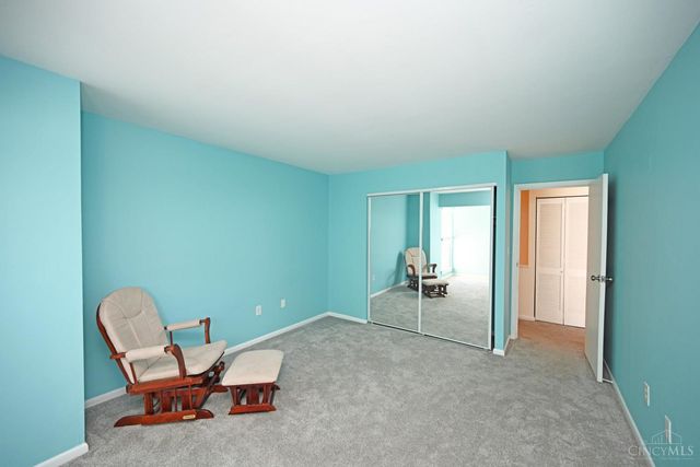 2352 Dana Avenue, Cincinnati, OH 45208