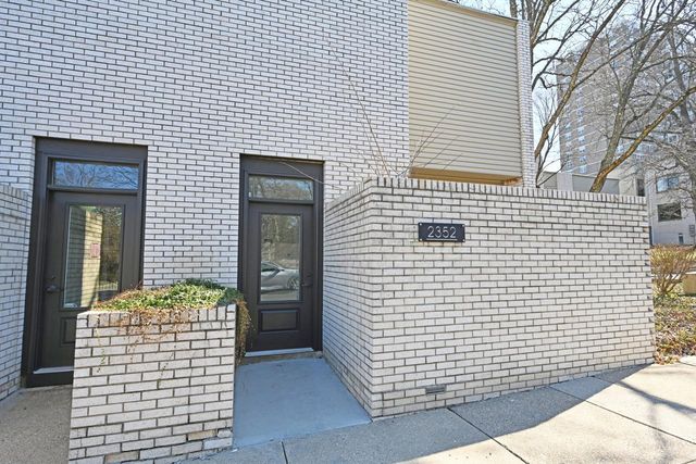 2352 Dana Avenue, Cincinnati, OH 45208