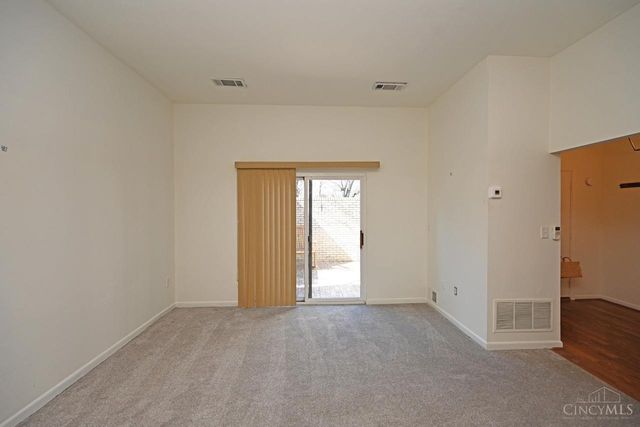 2352 Dana Avenue, Cincinnati, OH 45208