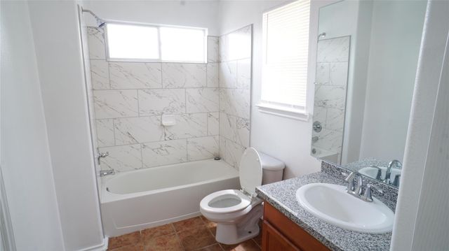 4403 Sprangletop Avenue, Baytown, TX 77521